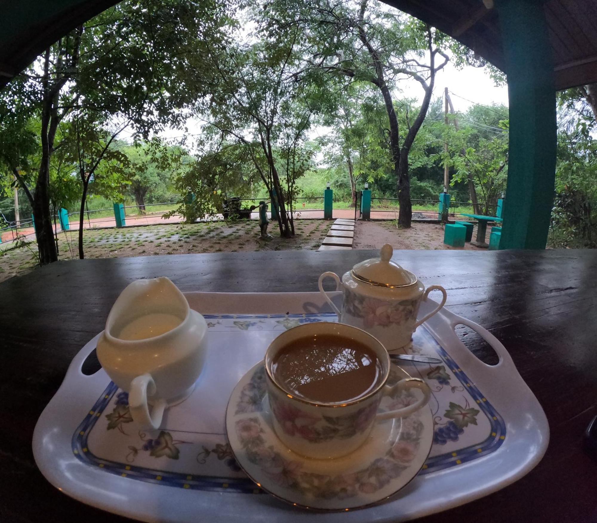 Spice Village Hotel & Restaurant Habarana Buitenkant foto