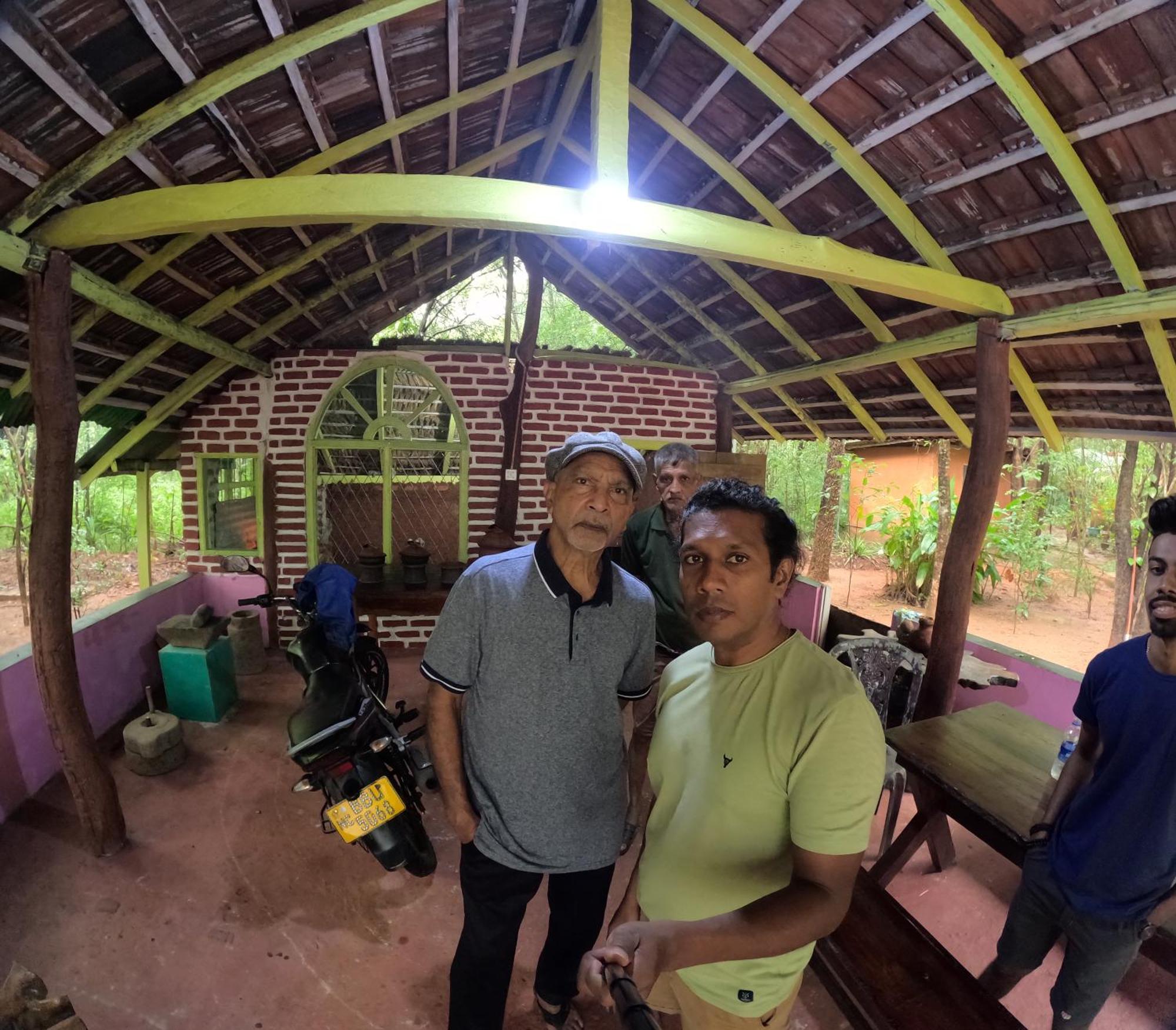 Spice Village Hotel & Restaurant Habarana Buitenkant foto