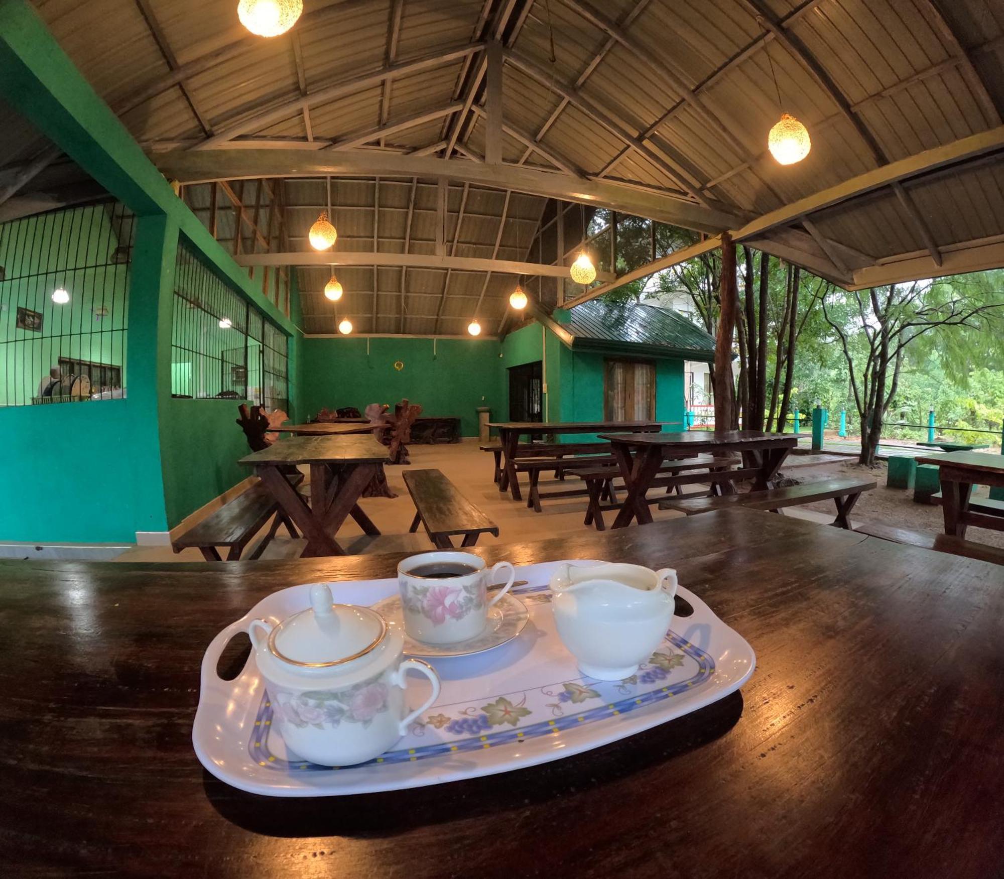 Spice Village Hotel & Restaurant Habarana Buitenkant foto